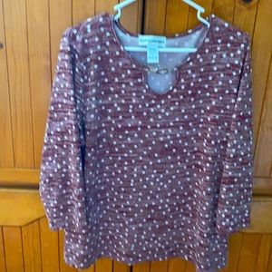 Cute 3/4 sleeve knit blouse